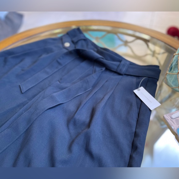 🐚 ANTHROPOLOGIE 🐚- Maeve Relaxed Trouser Bermuda Short Navy Blue Size - 4 NWT - Picture 8 of 11